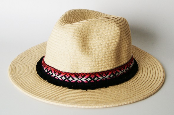 2018 New Arrival Beautiful Women Beach Sun Straw Hats Wholesale
